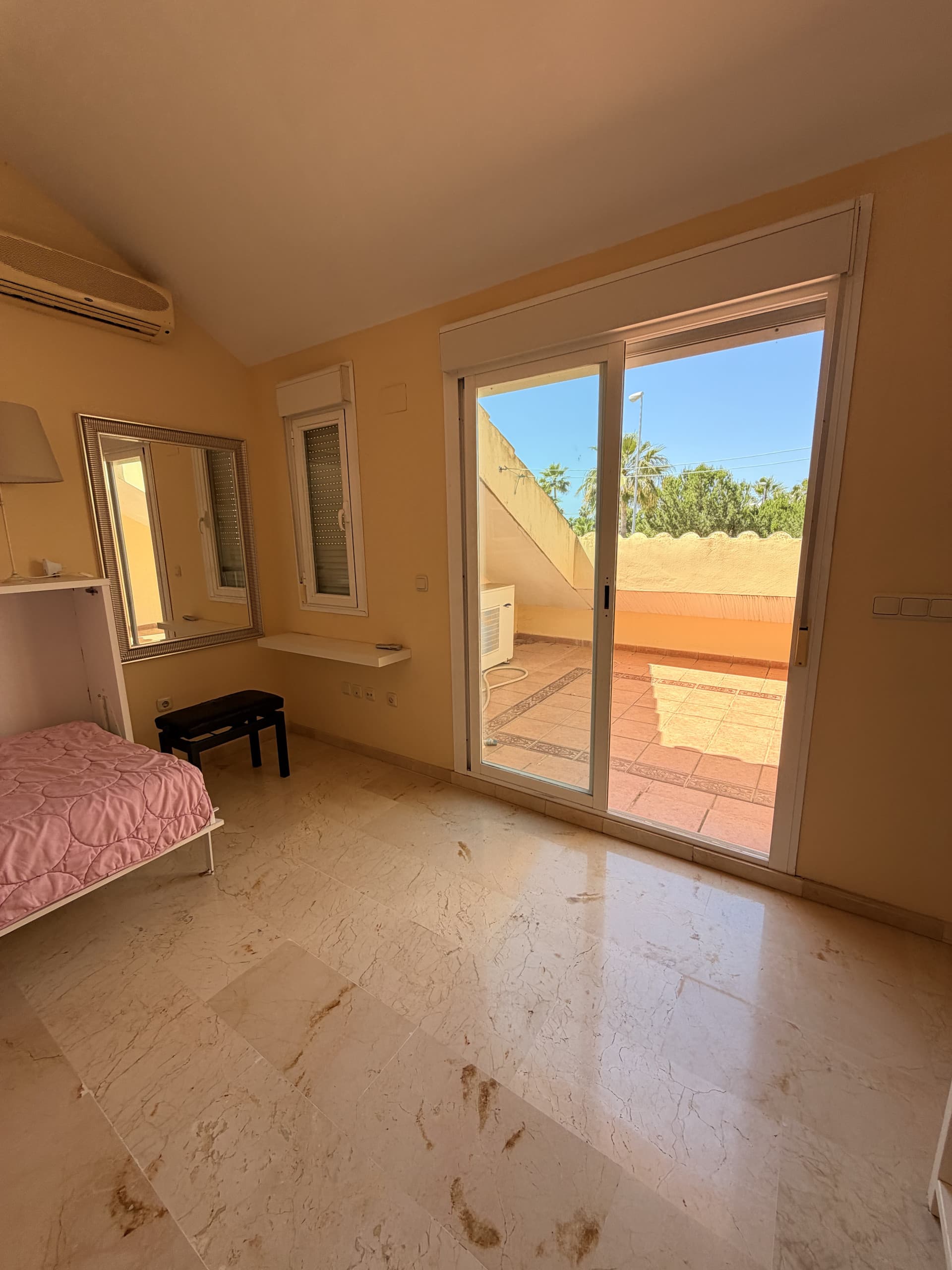 RENOVATION OPPORTUNITY IN MARBELLA