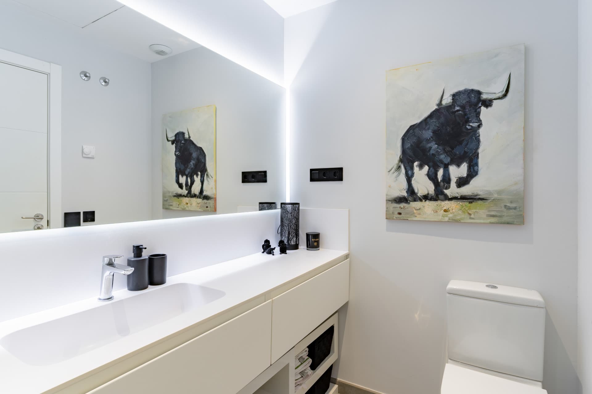 Panoramic Sea & Mountain Views · Unrivalled Privacy · 400 m² Total Space