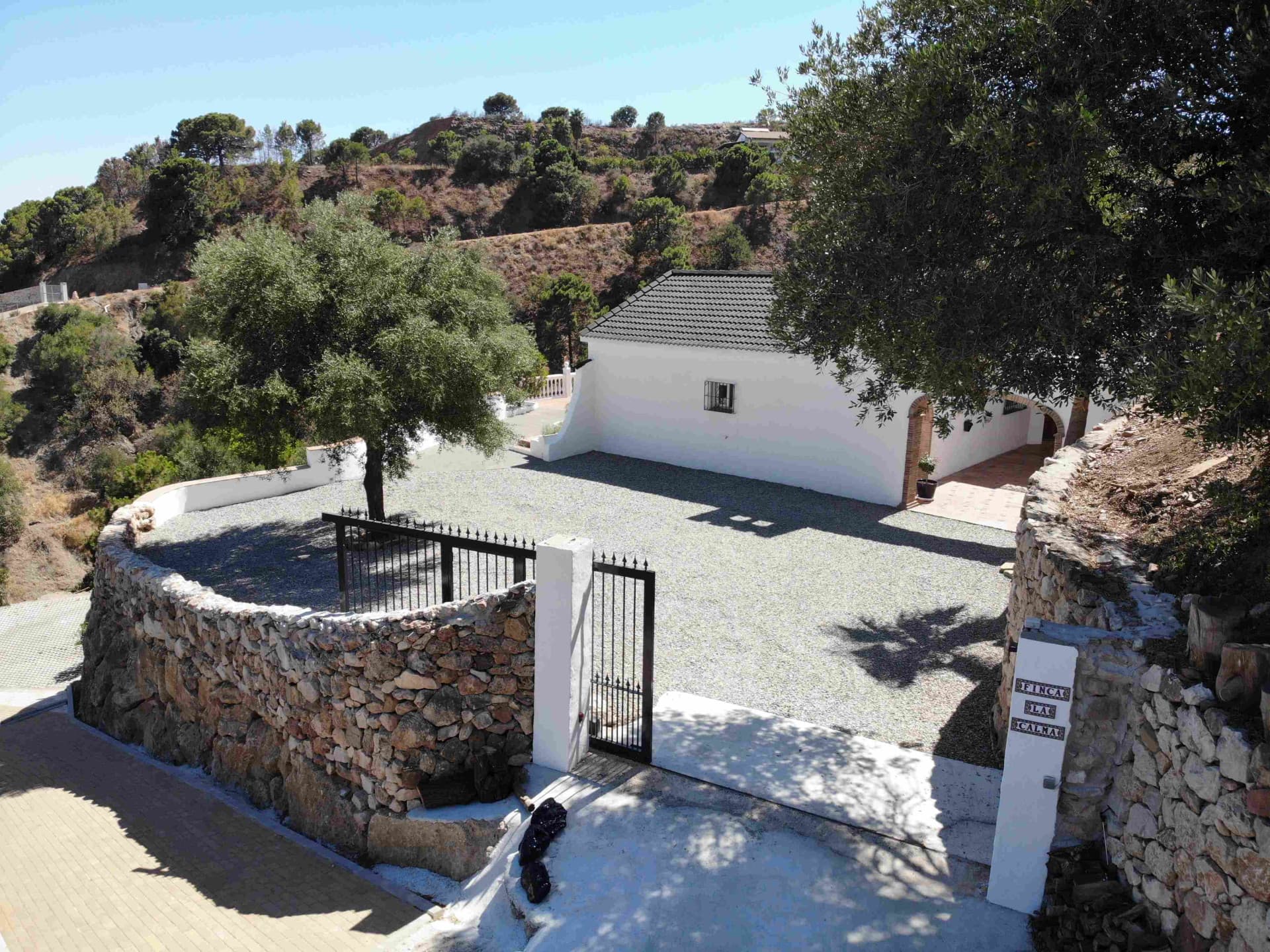 Fully revonavated finca with panoramic sea views | complete privacy