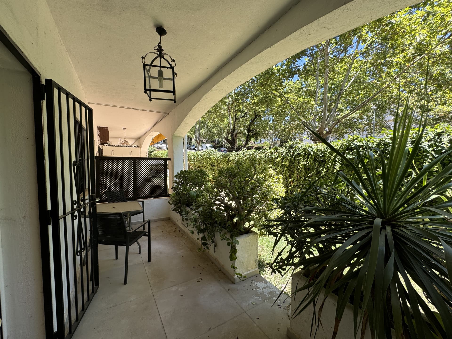 Ground Floor apartment with Golden Mile Garden