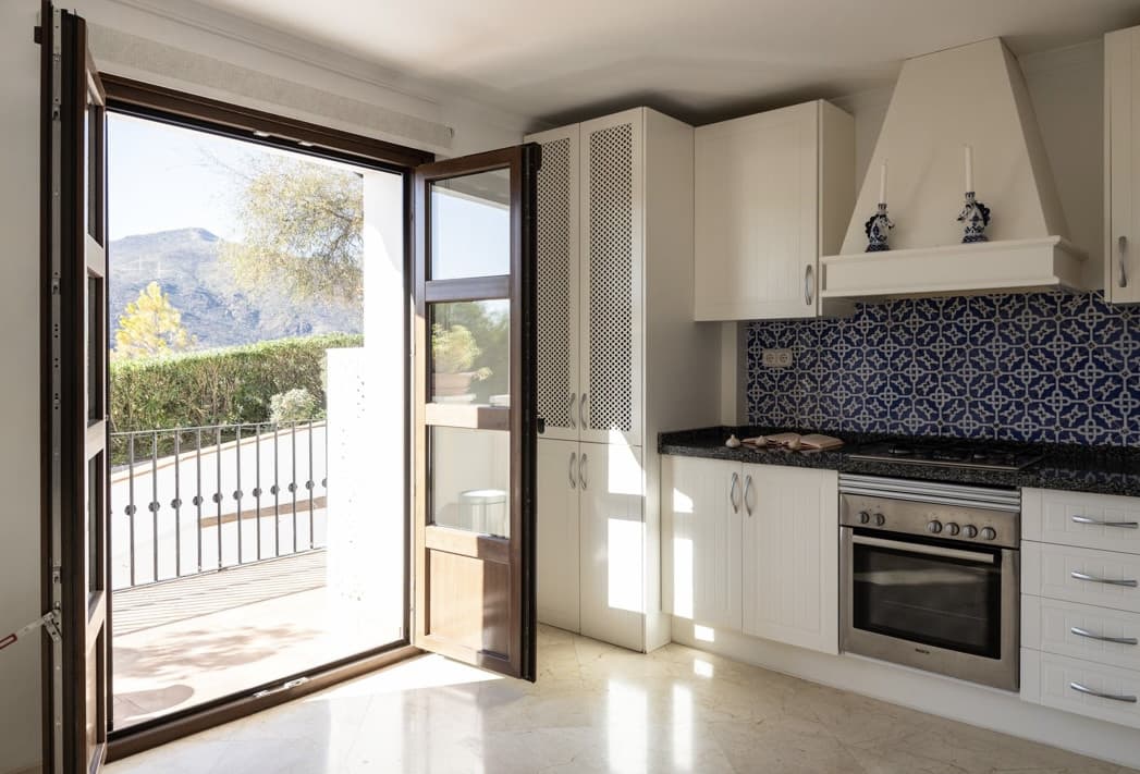 Idyllic townhouse with sea views in Monte Mayor, Benahavis