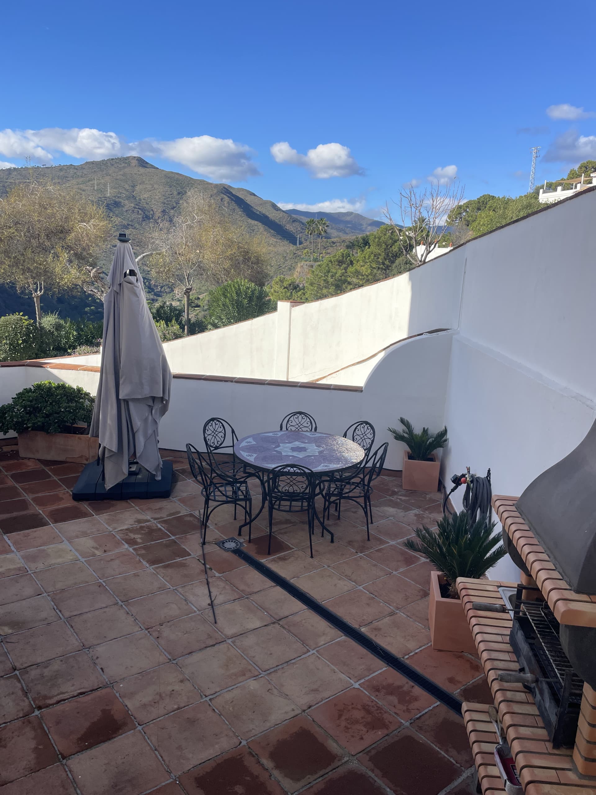 Idyllic townhouse with sea views in Monte Mayor, Benahavis