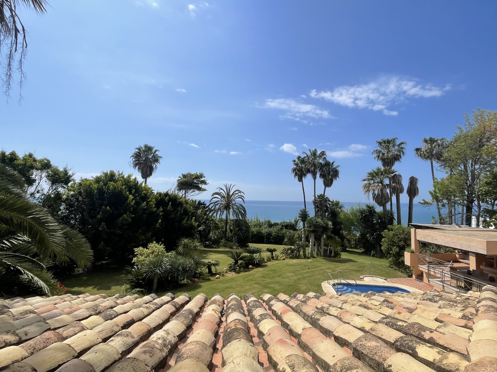 Frontline beach villa, New Golden Mile, Estepona