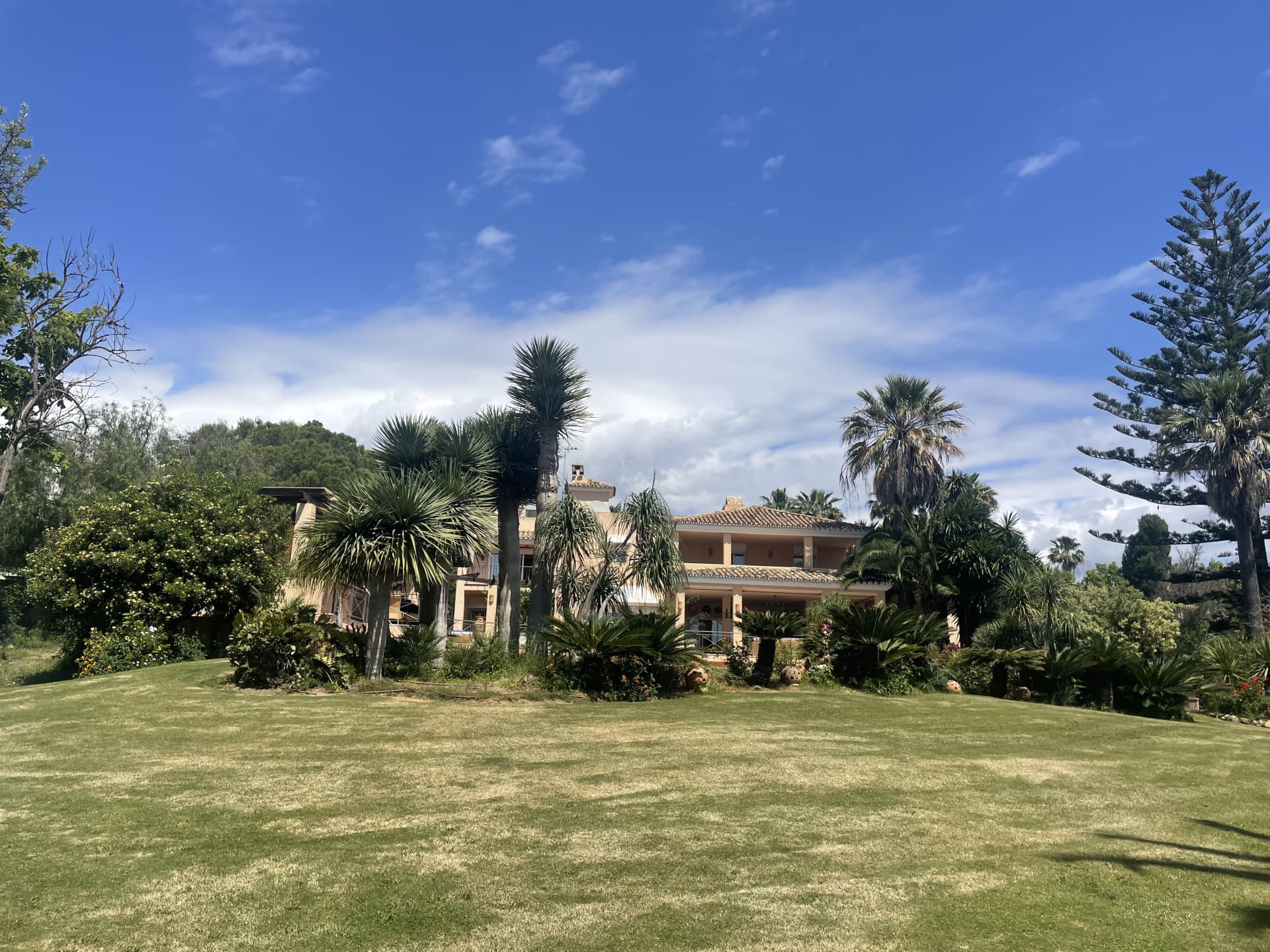 Frontline beach villa, New Golden Mile, Estepona