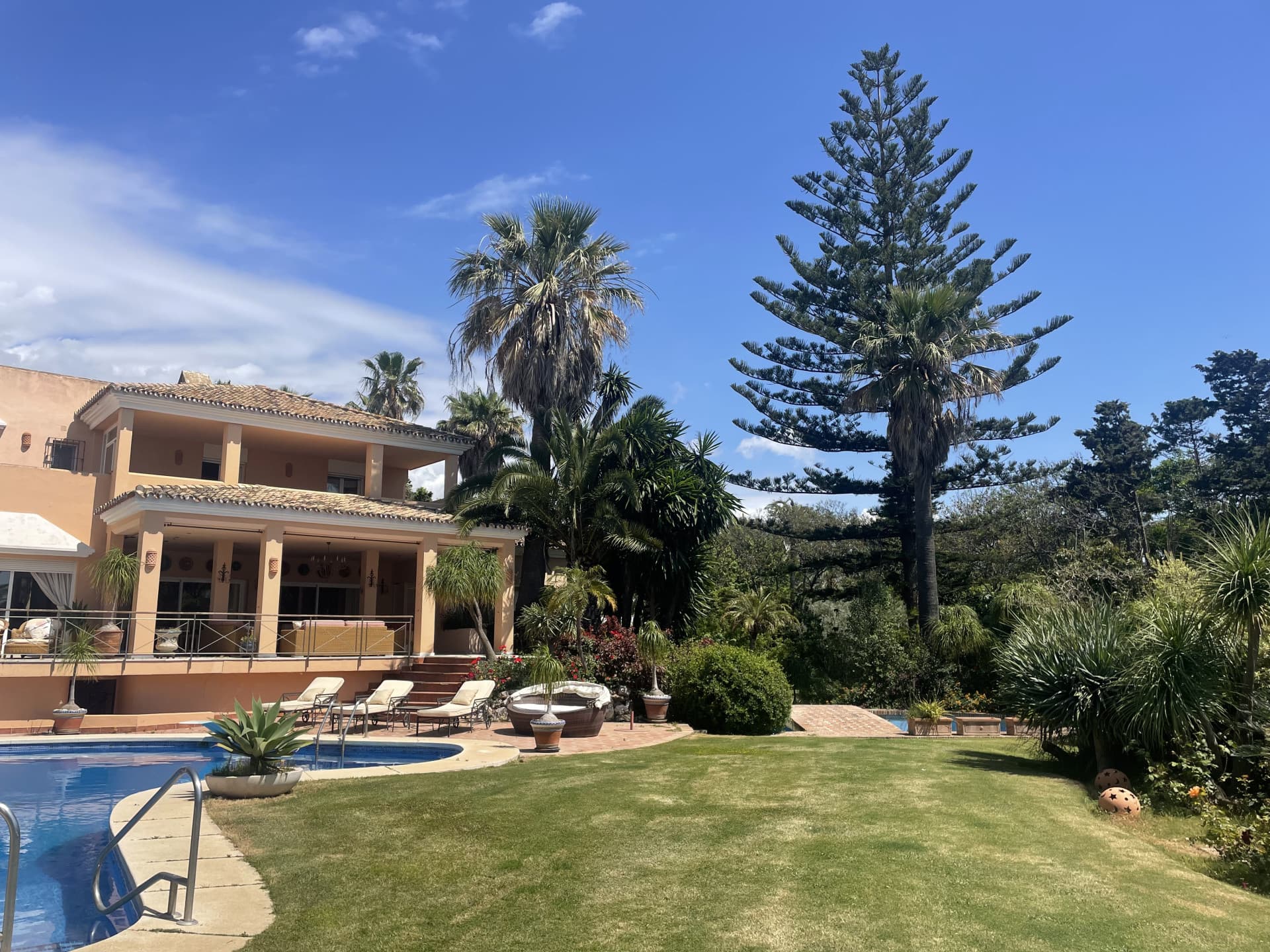 Frontline beach villa, New Golden Mile, Estepona