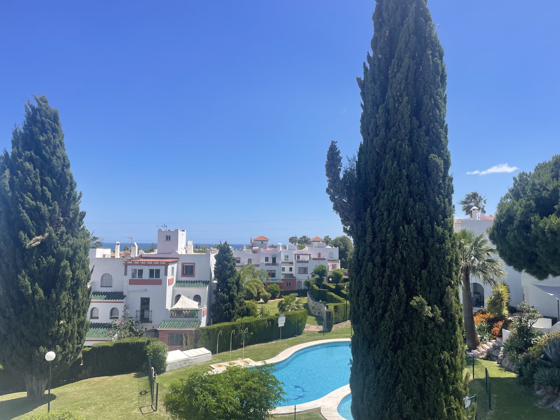 Spacious South-Facing Townhouse in Bel Air, Estepona