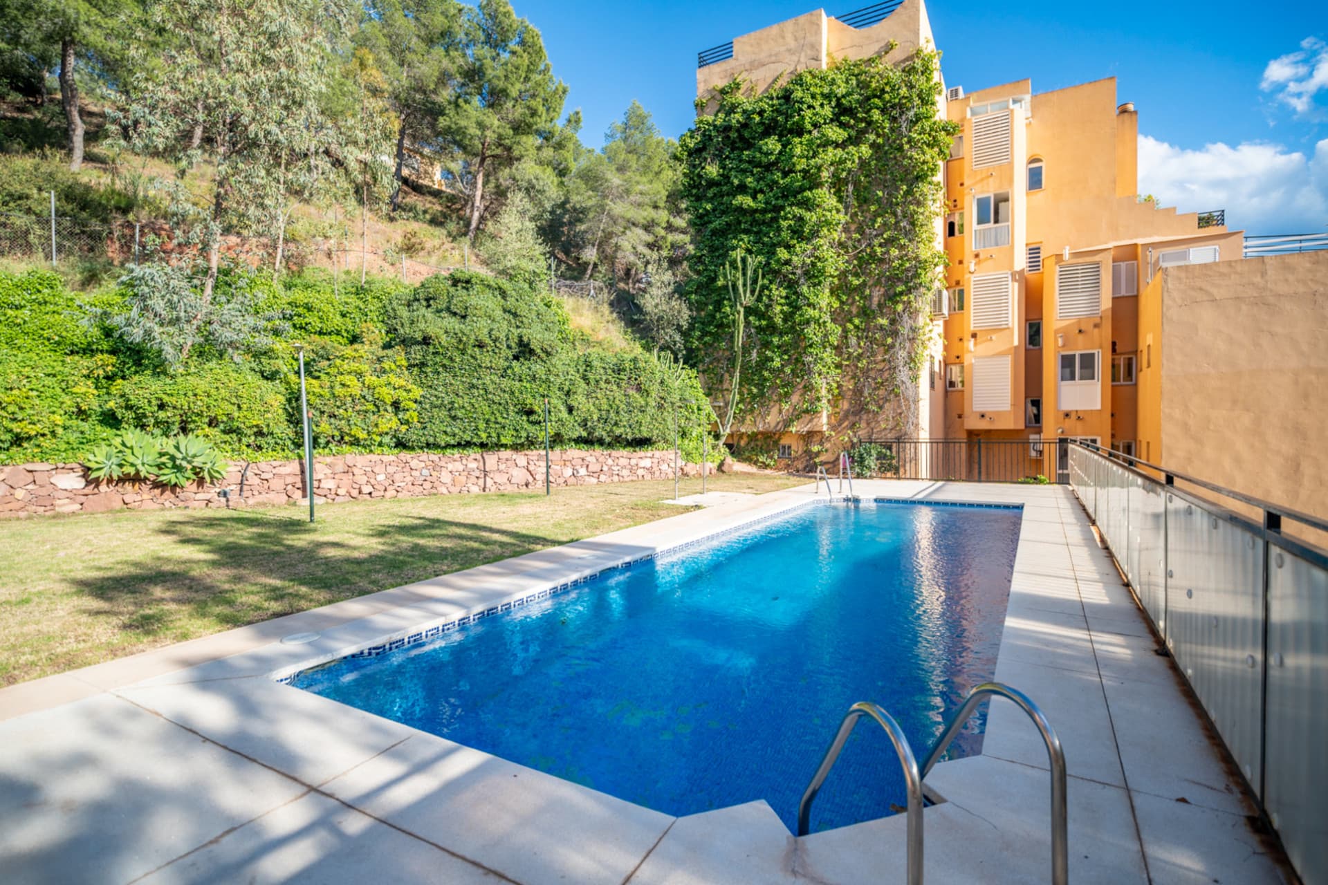 PISO LUMINOSO AND SPACE WITH ABIERT VIEWS IN CALDERAN