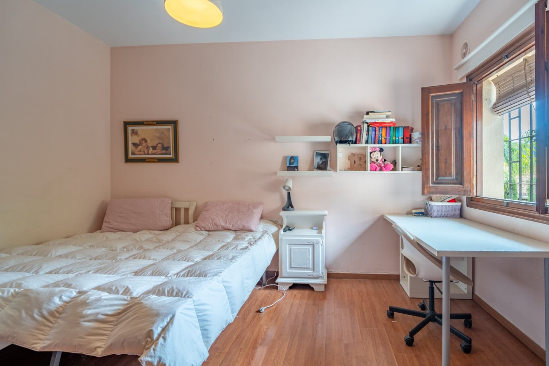 Exclusive Villa in El Mayorazgo with Garden, Pool and Guest Apartment