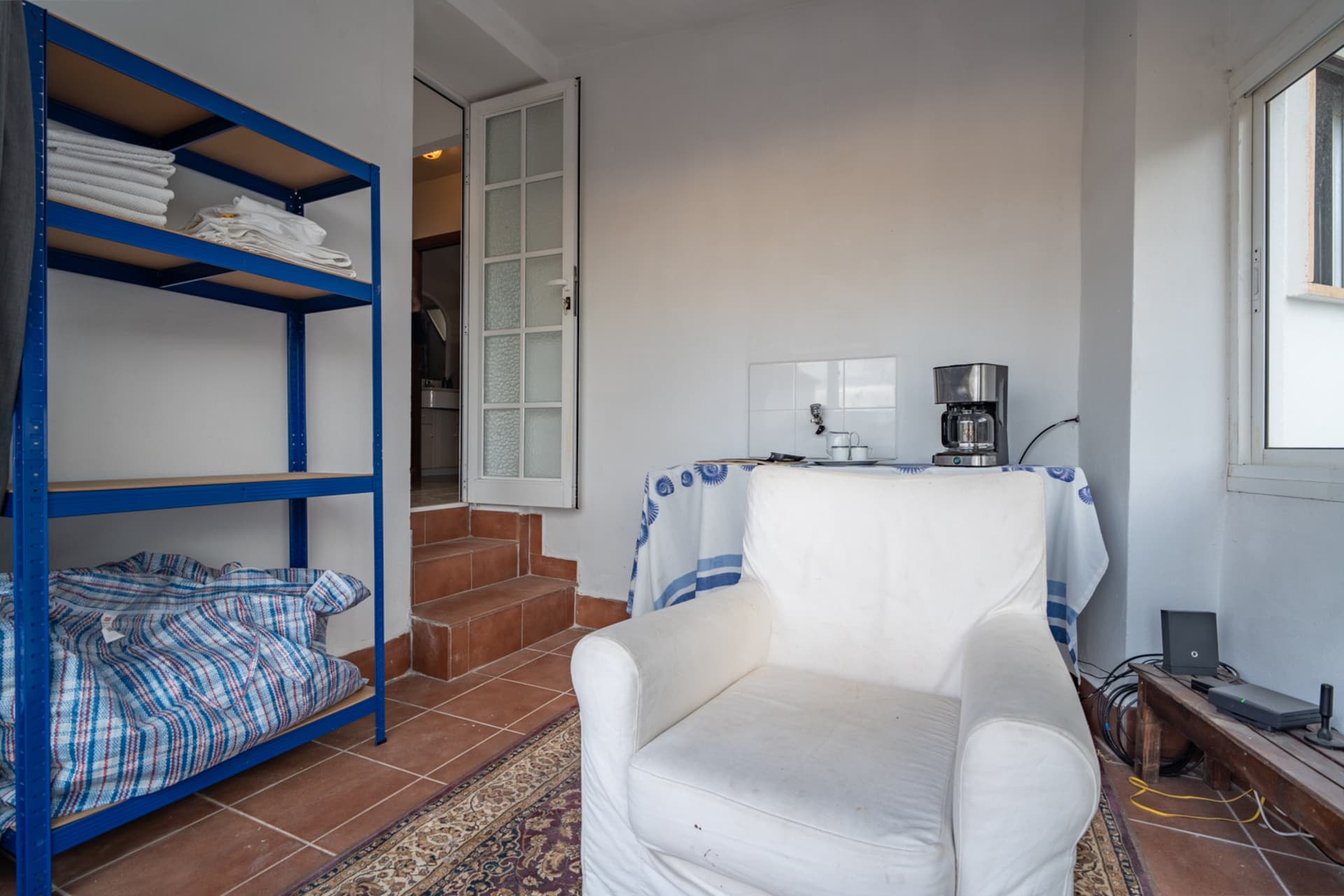 Villa with Panoramic Views in El Candado This property is located at the end of a quiet street without exit at the top of El Candado. Its location guarantees total privacy and offers one of the most clear views of the area, aba