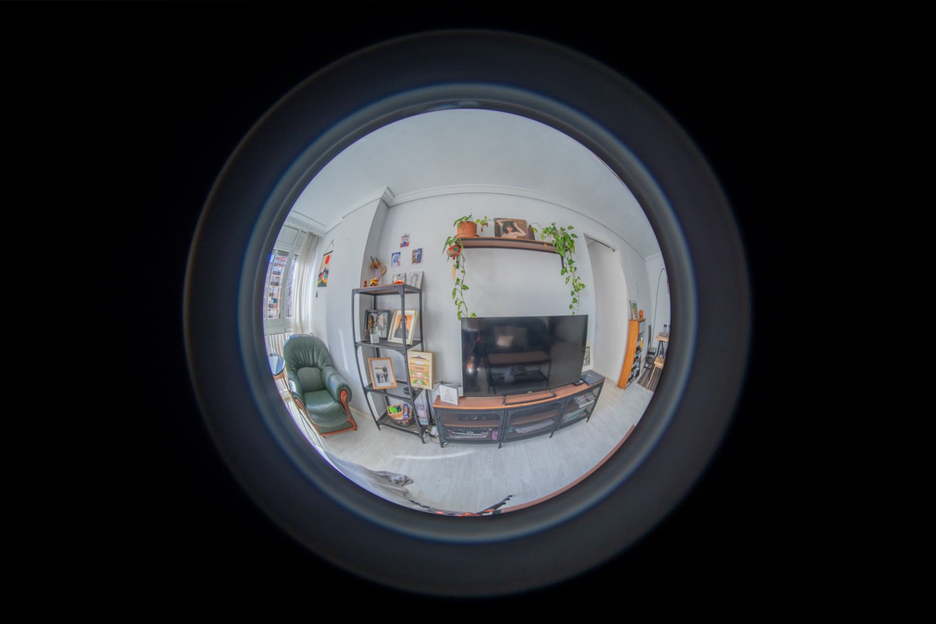 Opportunity in one of the most popular areas in Malaga! Fantastic house located in the area of Huelin, one of the most popular areas for its proximity to the sea and its excellent quality of life.
