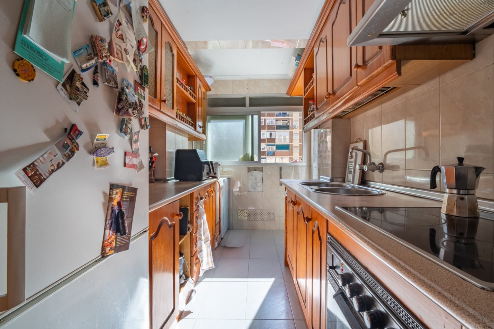 Opportunity in one of the most popular areas in Malaga! Fantastic house located in the area of Huelin, one of the most popular areas for its proximity to the sea and its excellent quality of life.
