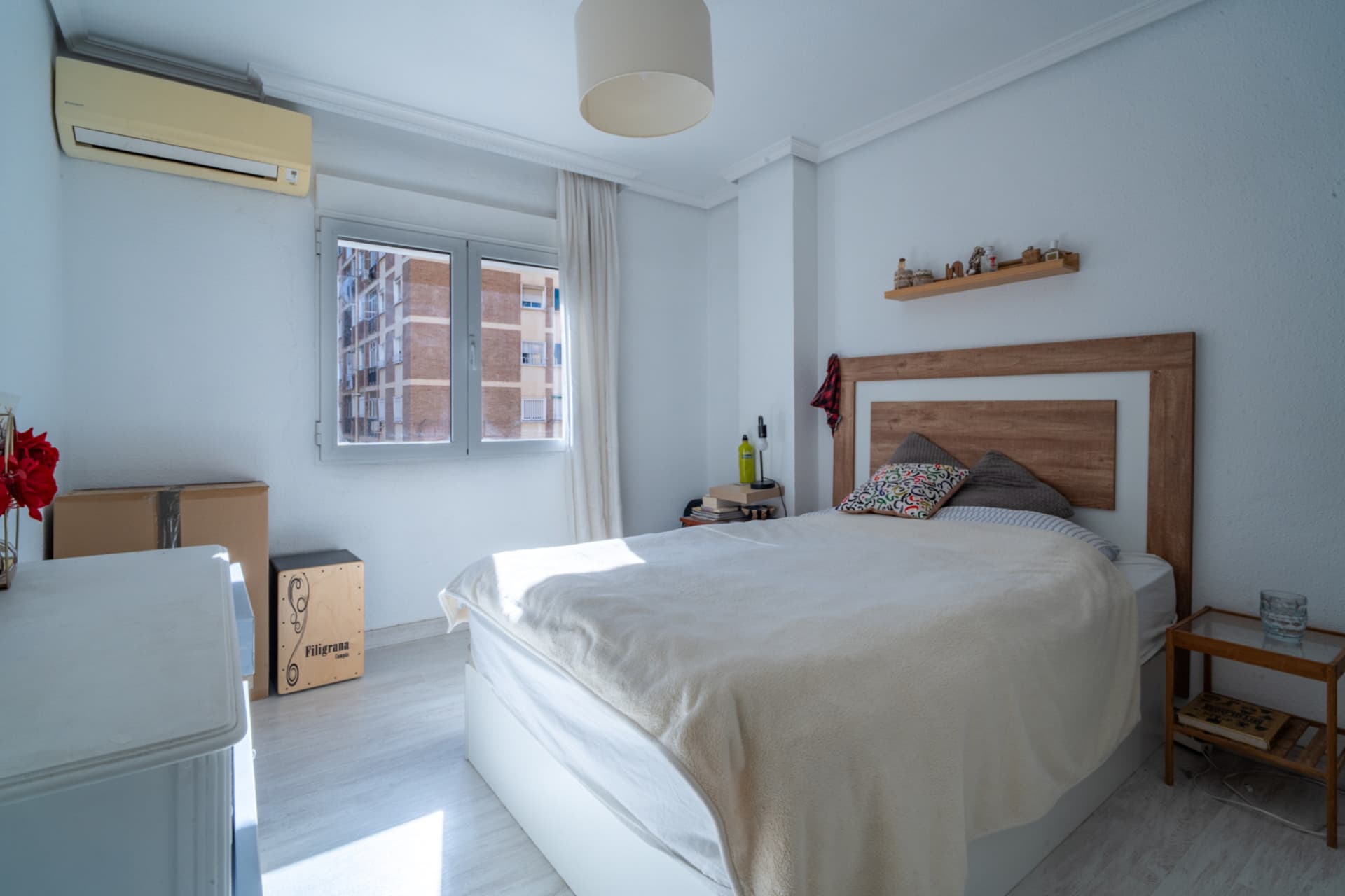 Opportunity in one of the most popular areas in Malaga! Fantastic house located in the area of Huelin, one of the most popular areas for its proximity to the sea and its excellent quality of life.