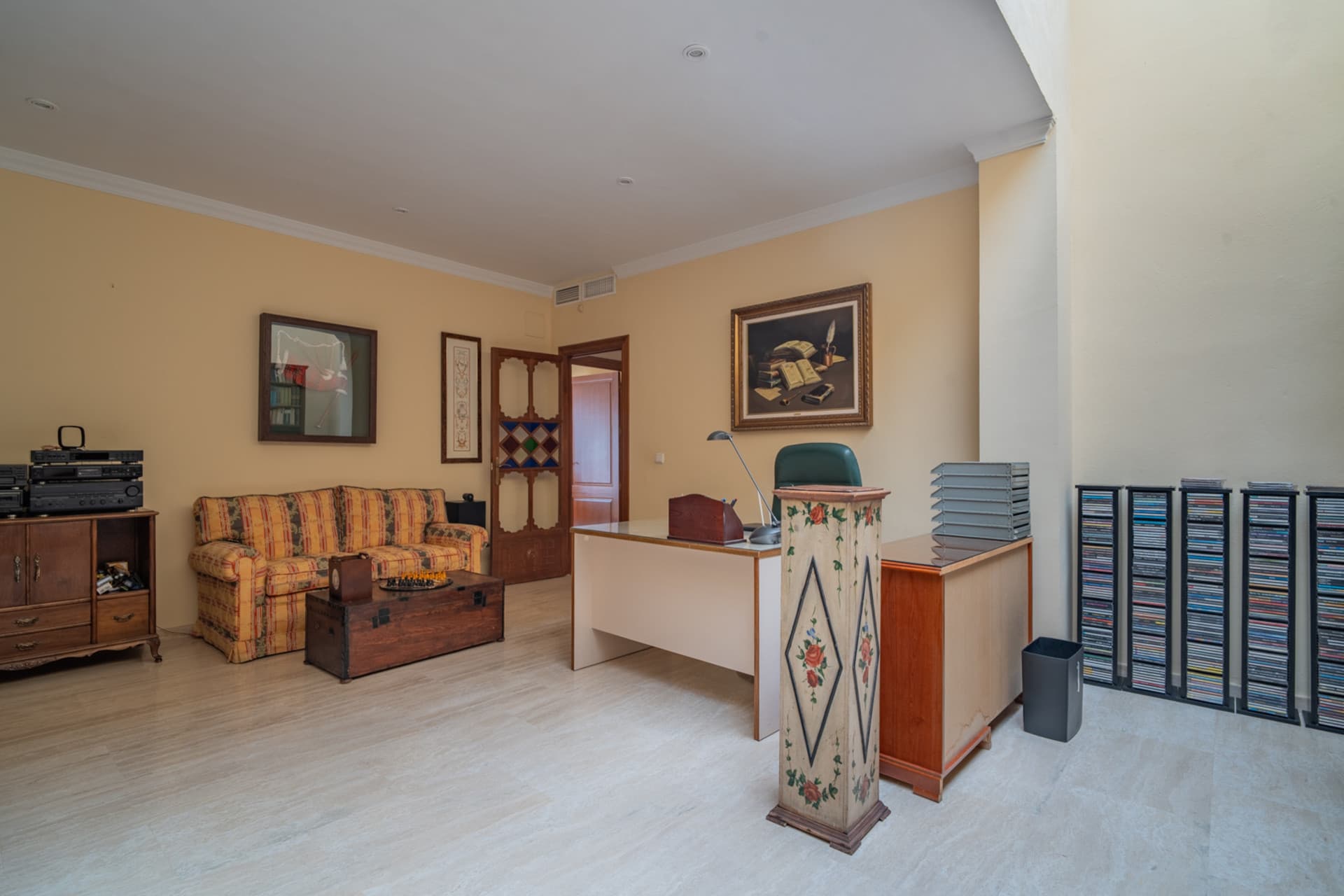 Exclusive Villa in Pinares de San Antón with Panoramic views of the Sea.