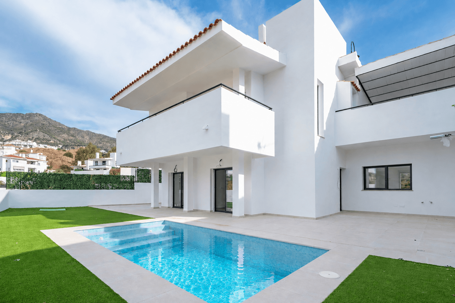 New build villa with beautiful views in Mijas Pueblo