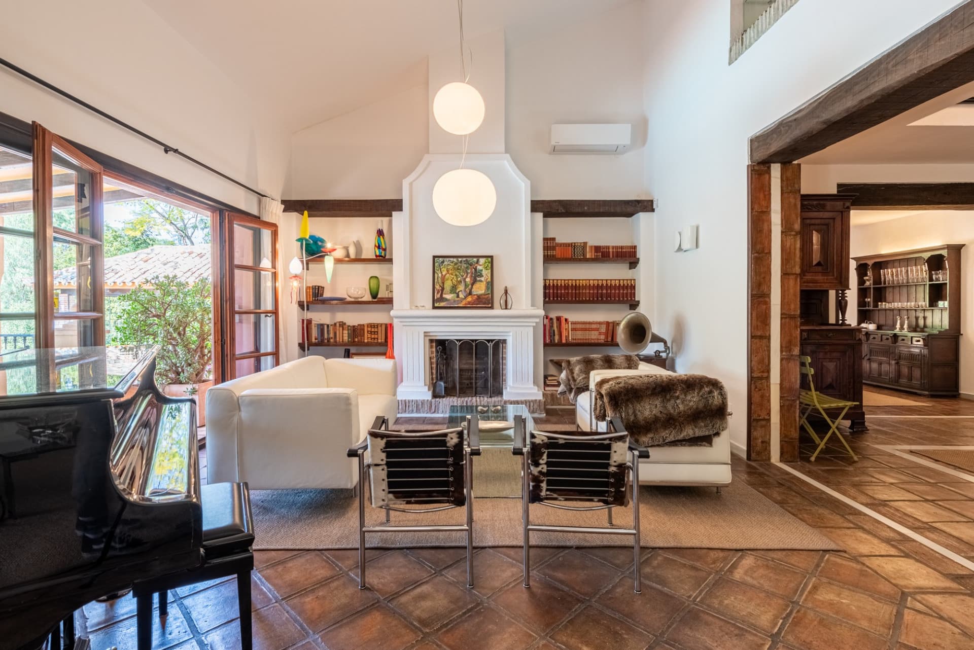 Elegant Andalusian Home with Golf Views in El Paraíso
