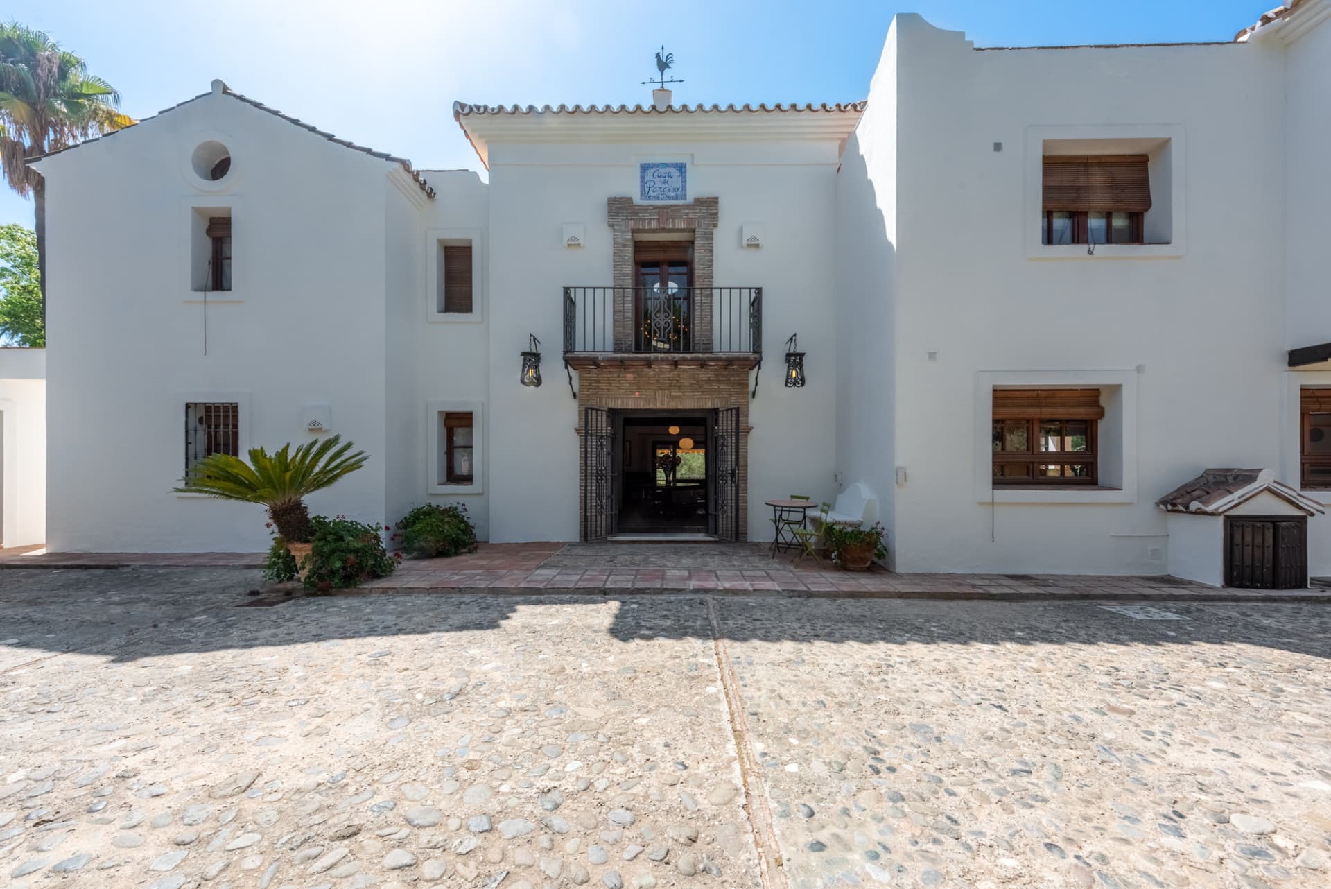 Elegant Andalusian Home with Golf Views in El Paraíso
