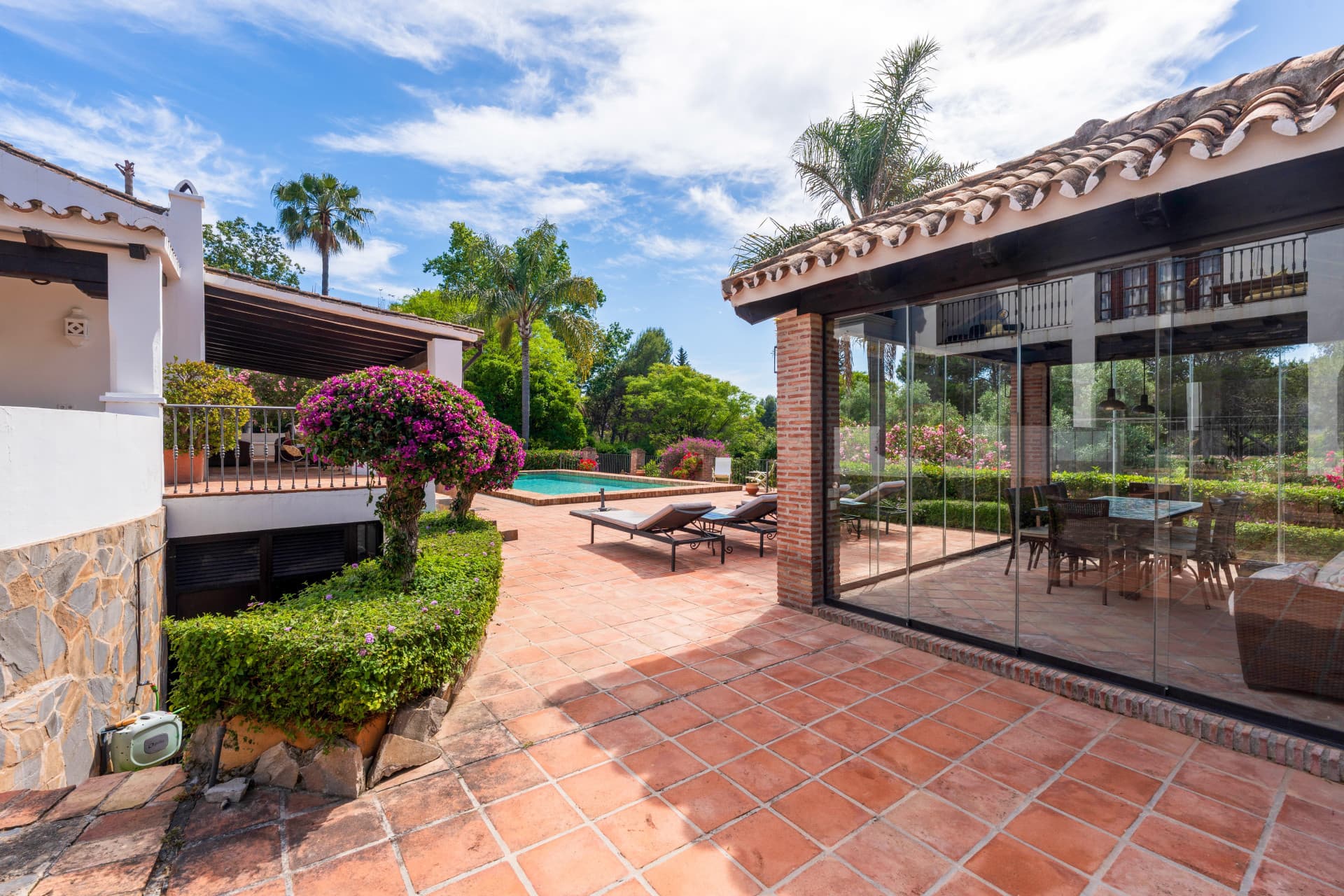 Elegant Andalusian Home with Golf Views in El Paraíso