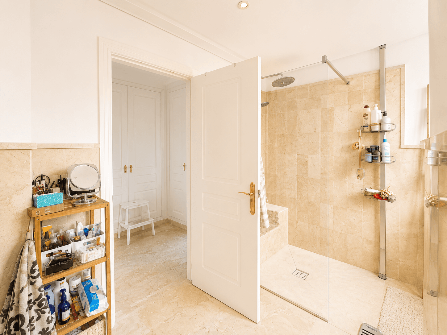 Exclusive Corner Townhouse in Oasis de Nagüeles – Marbella’s Prestigious Golden Mile