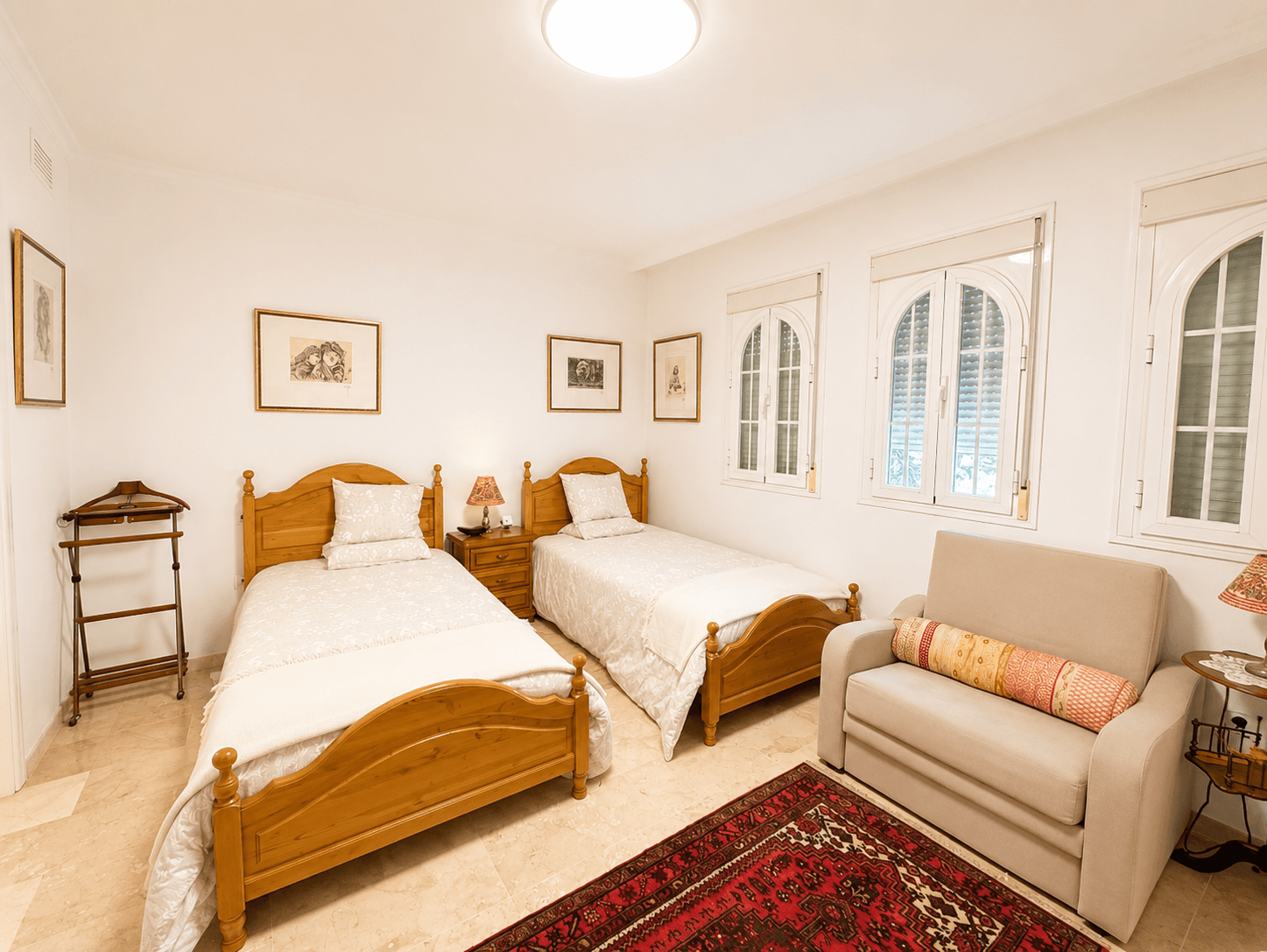 Exclusive Corner Townhouse in Oasis de Nagüeles – Marbella’s Prestigious Golden Mile