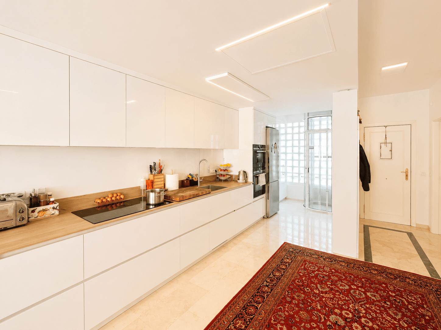 Exclusive Corner Townhouse in Oasis de Nagüeles – Marbella’s Prestigious Golden Mile