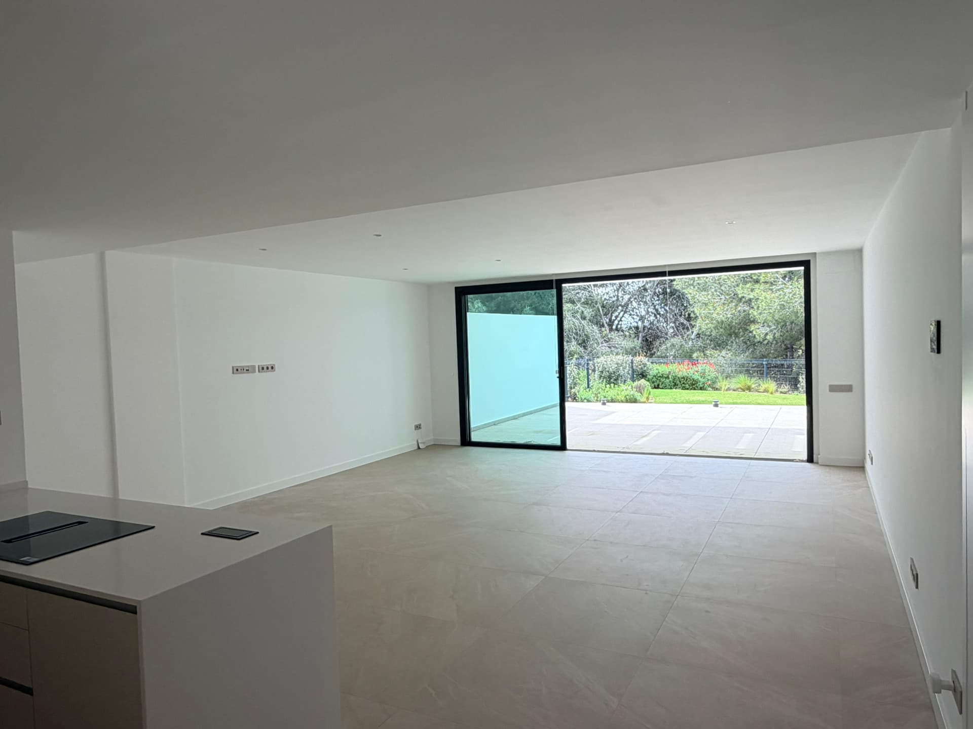 Brand-new property. Golf Views. Experience the perfect balance of privacy, light and lifestyle in Marbella