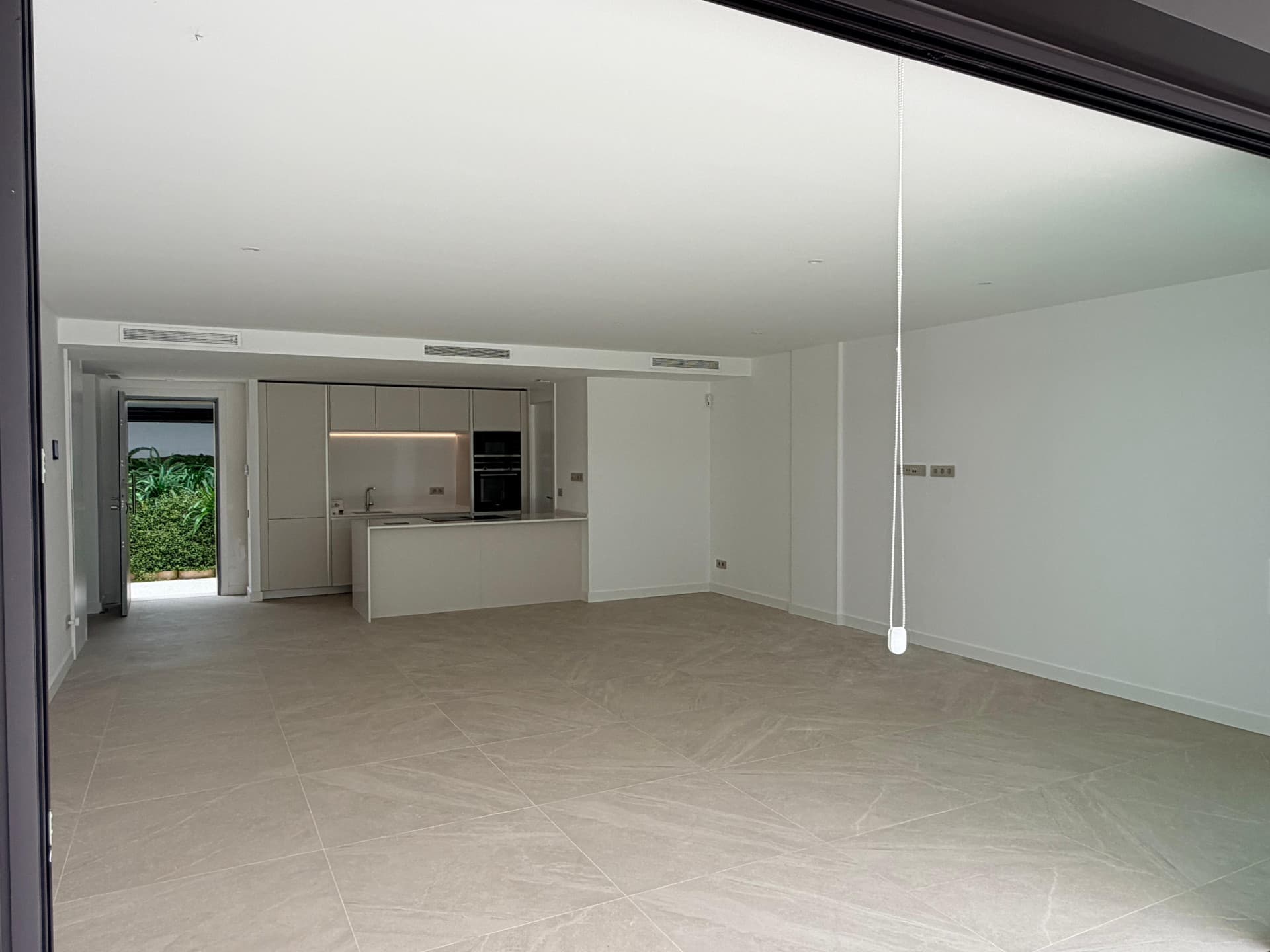 Brand-new property. Golf Views. Experience the perfect balance of privacy, light and lifestyle in Marbella