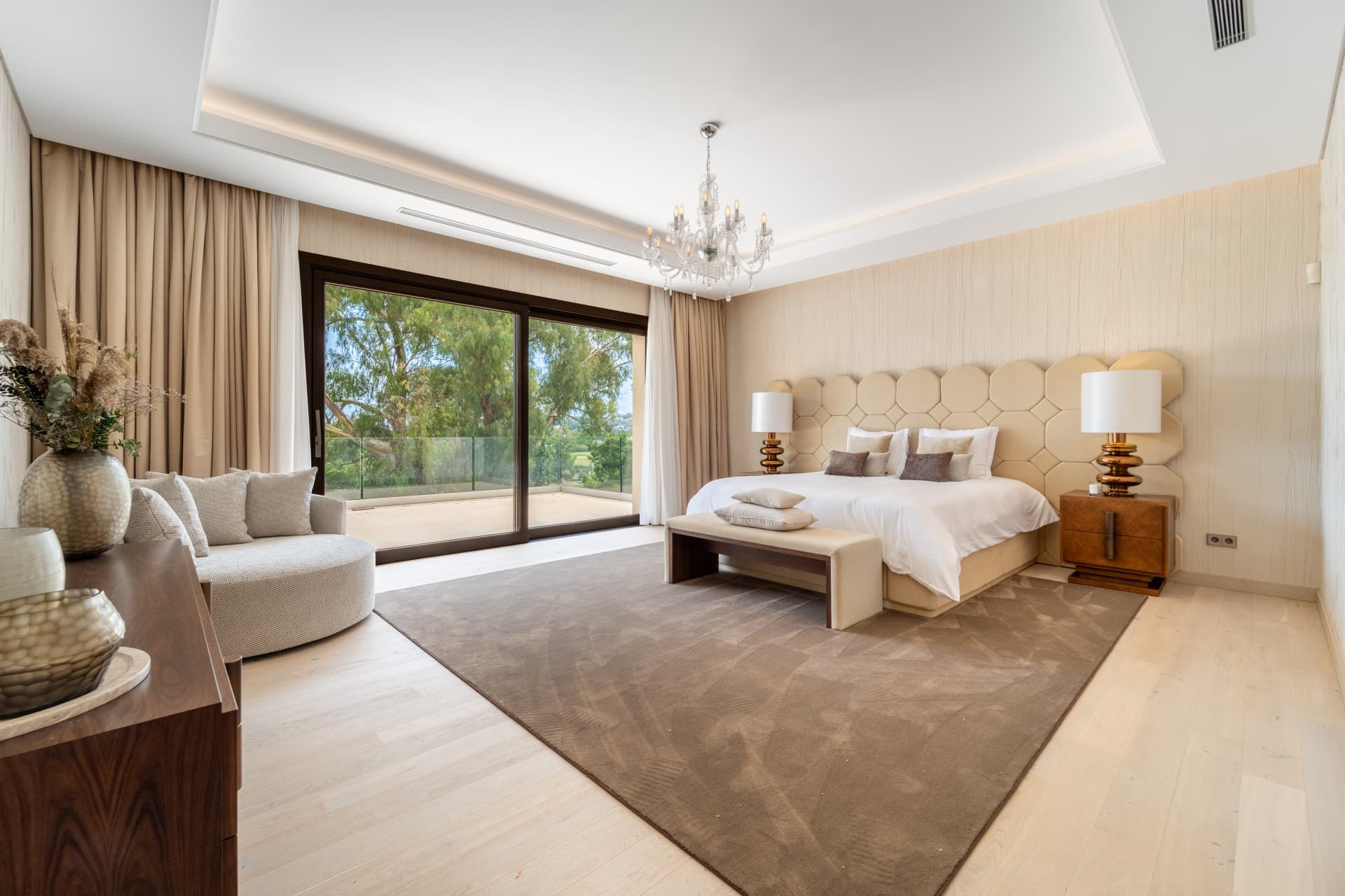 Villa Maria - An Extraordinary Frontline Golf Estate