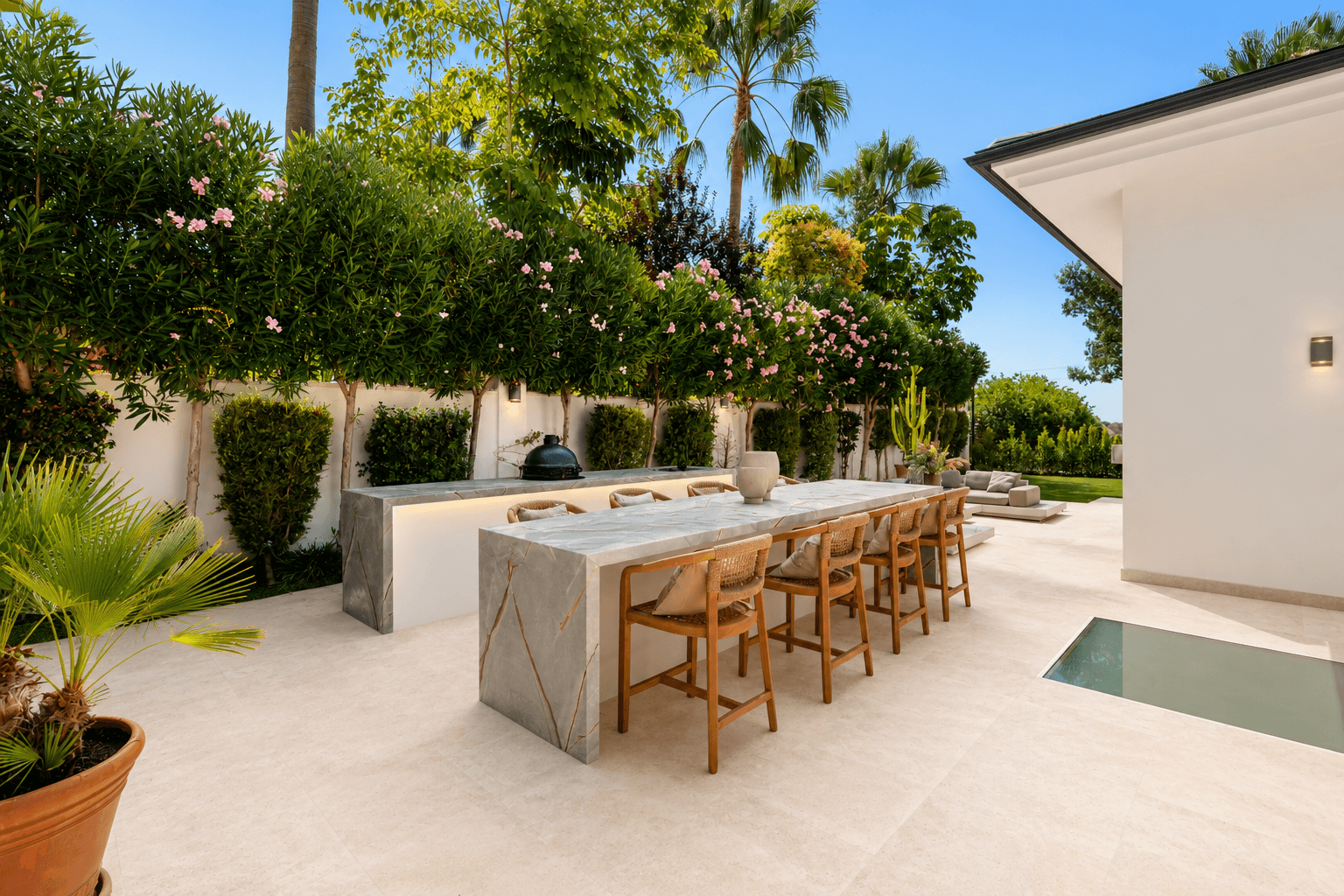 Villa Maria - An Extraordinary Frontline Golf Estate