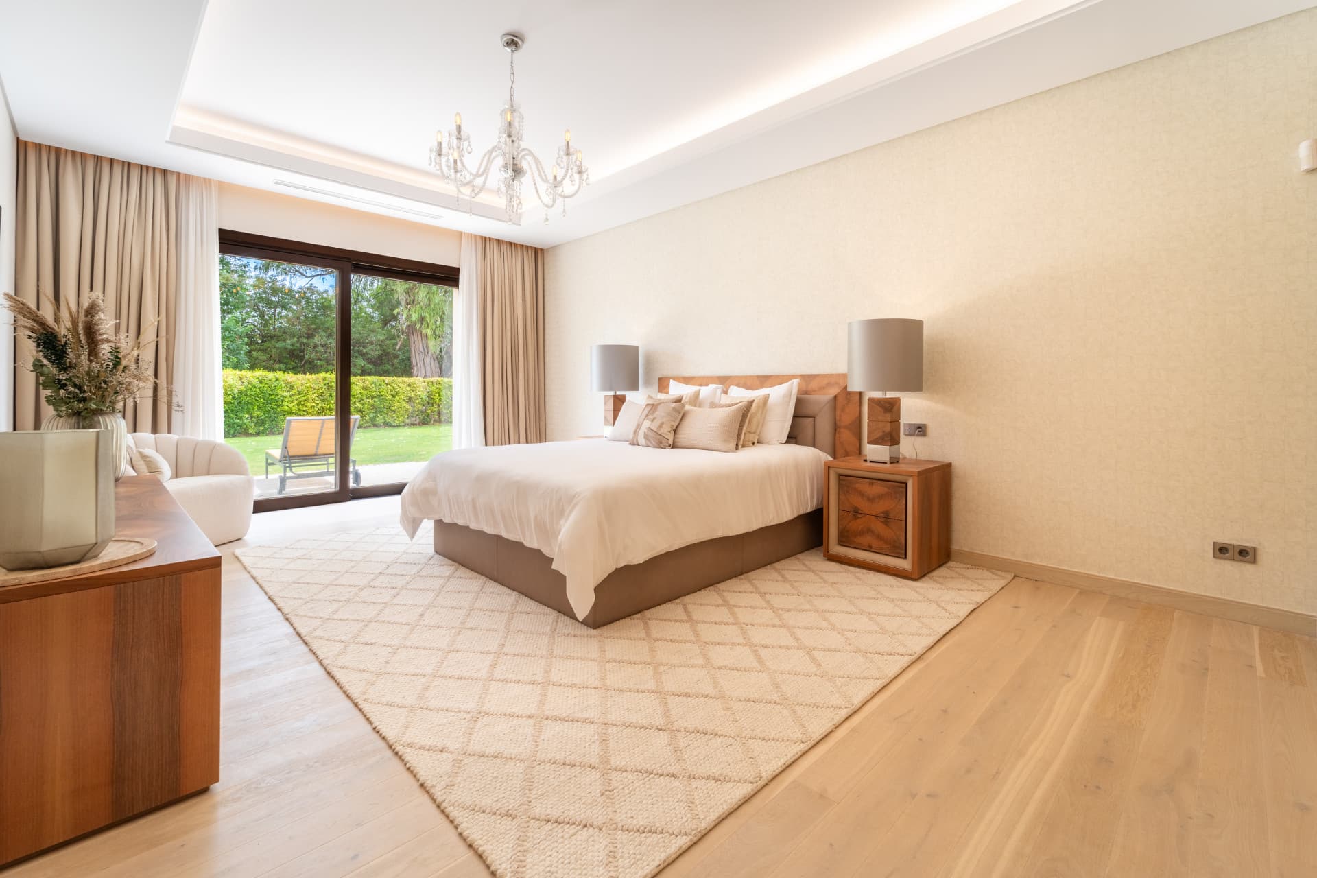 Villa Maria - An Extraordinary Frontline Golf Estate