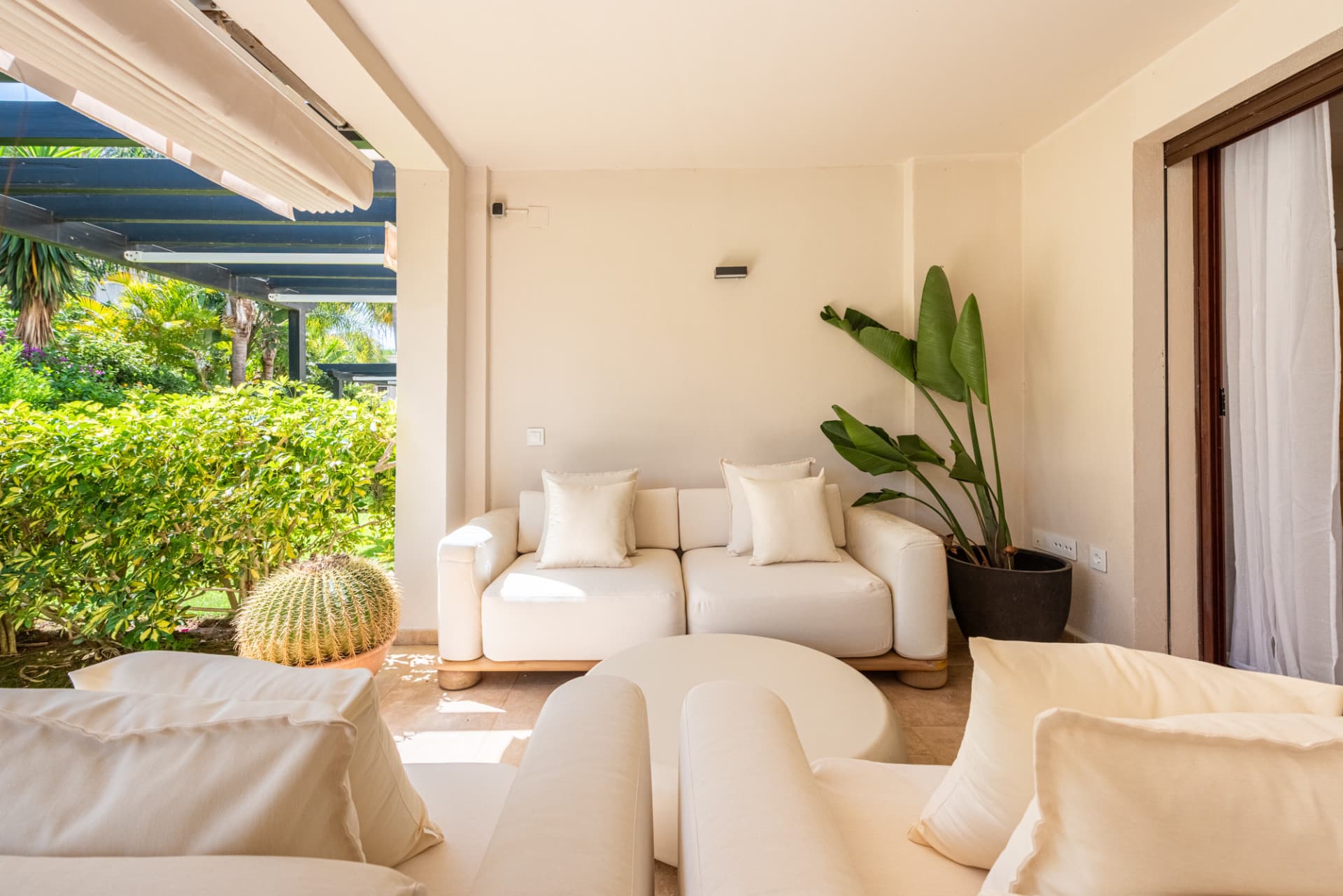 Ground floor apartment in La Medina de Banus