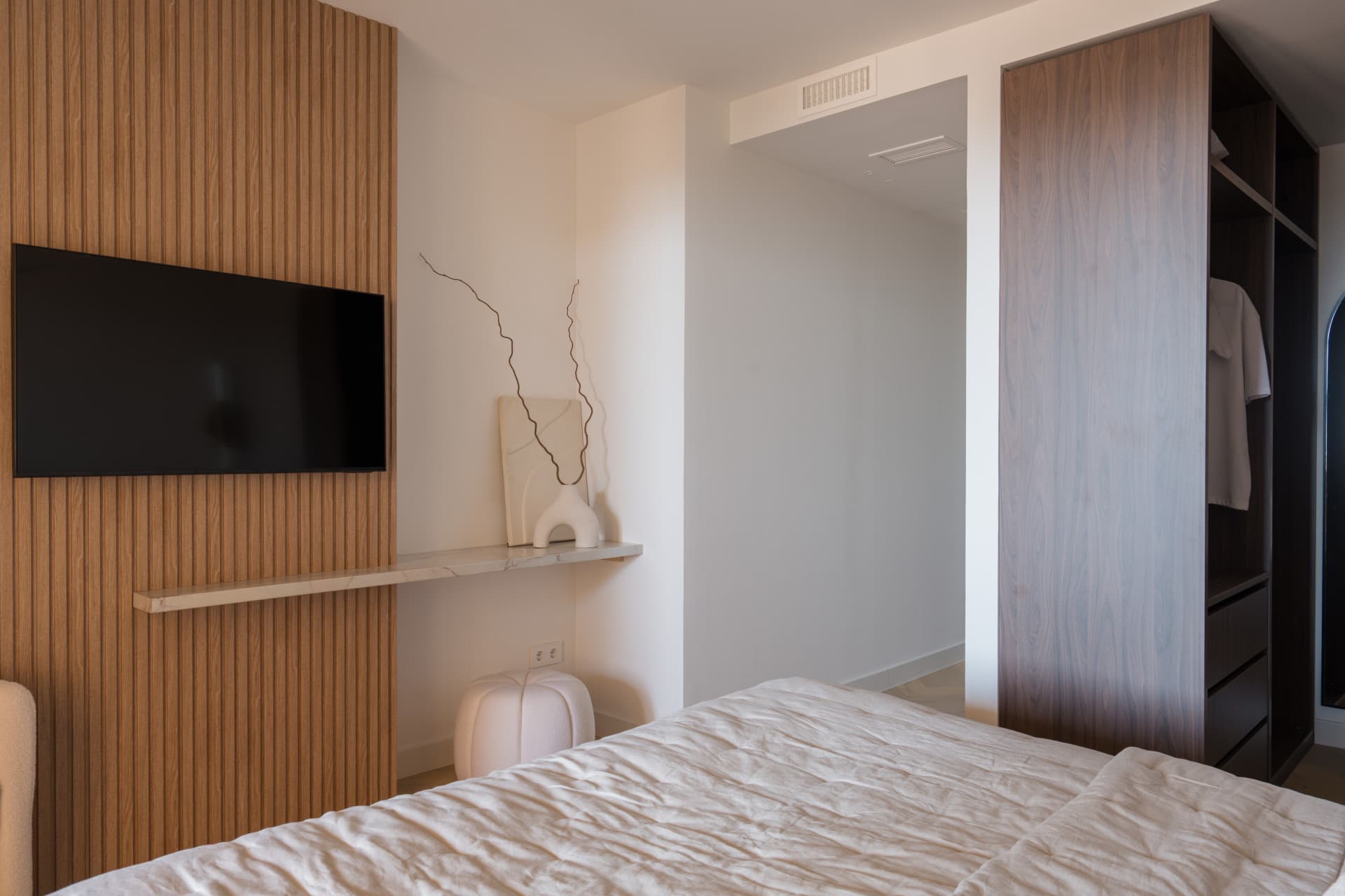 Stunning sea view apartment in Cumbres del Rodeo, Nueva Andalucia.