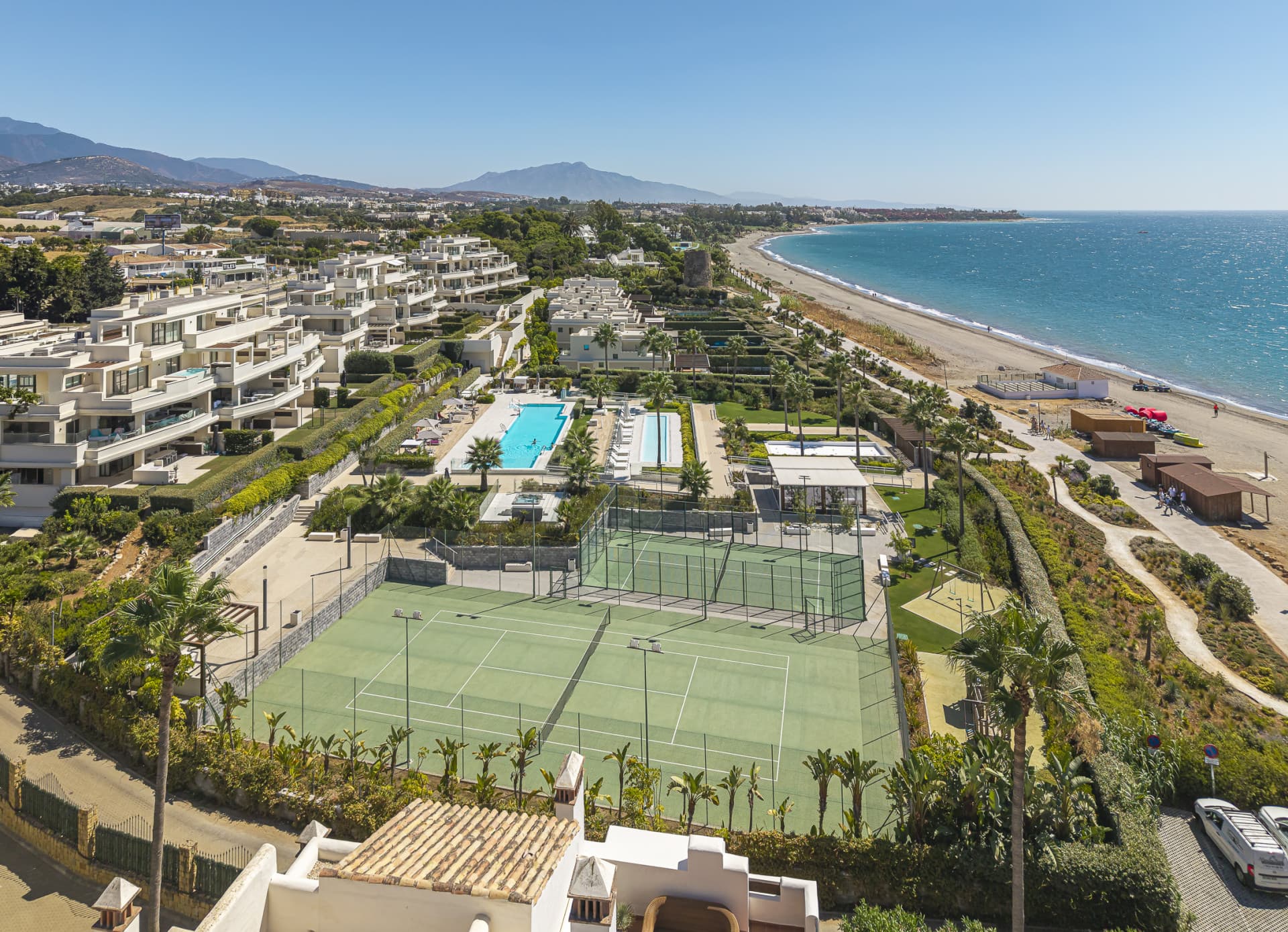 Sea View Apartment, El Velerin, Estepona