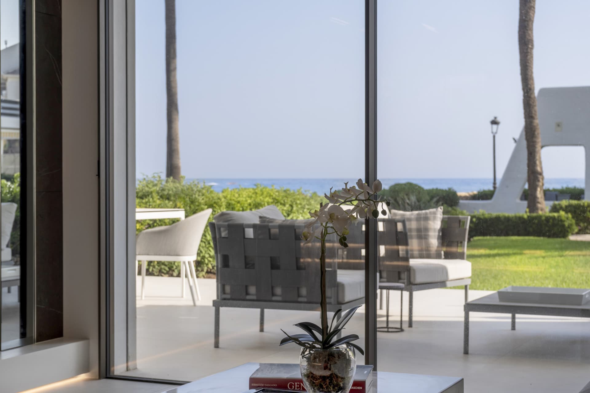 Beachfront Townhouse with Sea views, Marbella Golden Mile