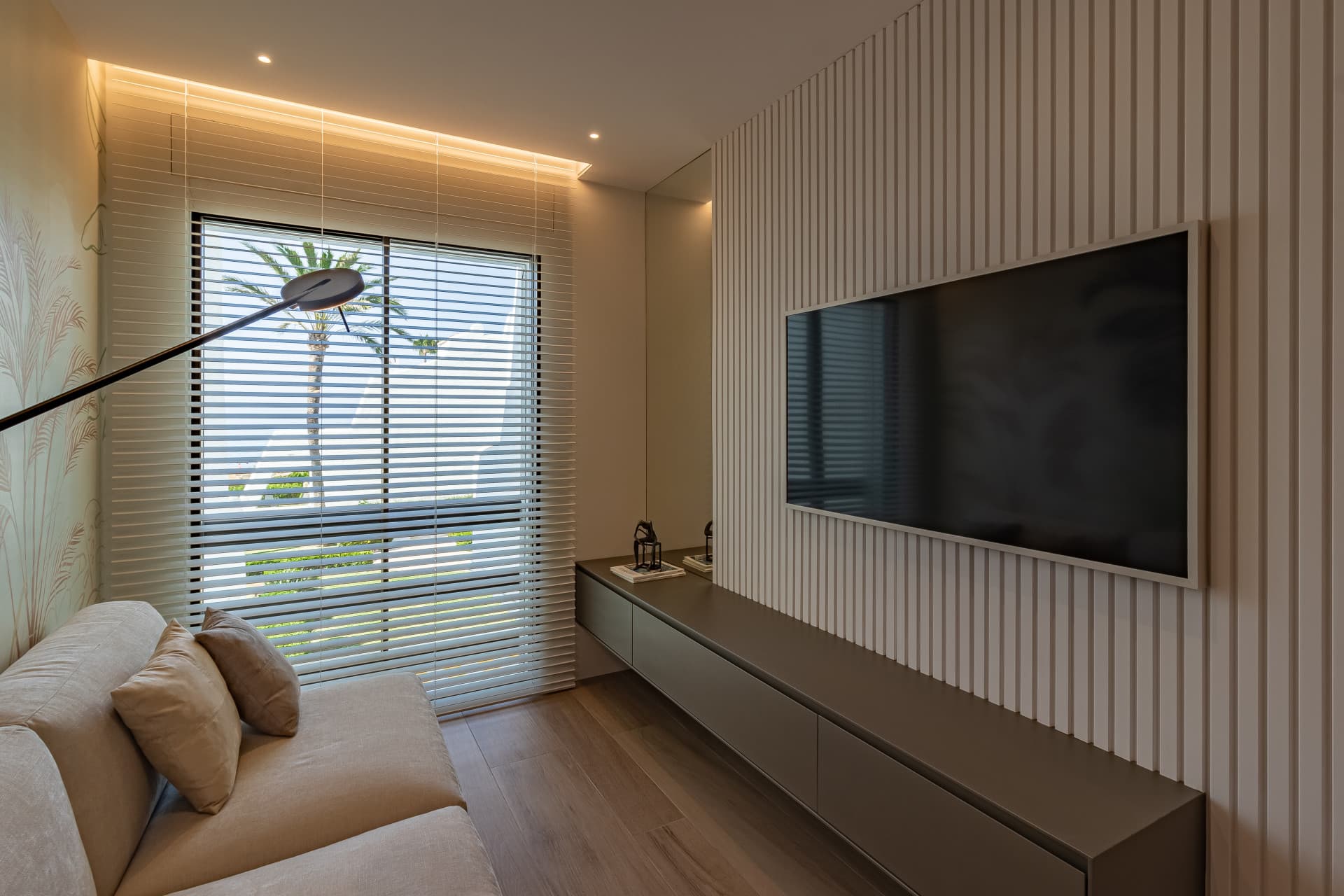 Beachfront Townhouse with Sea views, Marbella Golden Mile